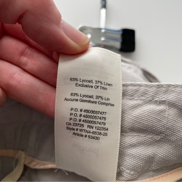 ARITZIA Wilfred Allegra Linen Shorts Grey 2 - Picture 7 of 7